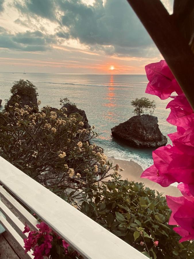 Villa Deeksha Uluwatu Екстериор снимка